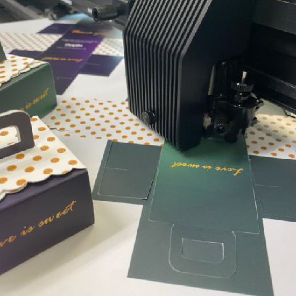 Duplo DPC-2024 Digital Die Cutter