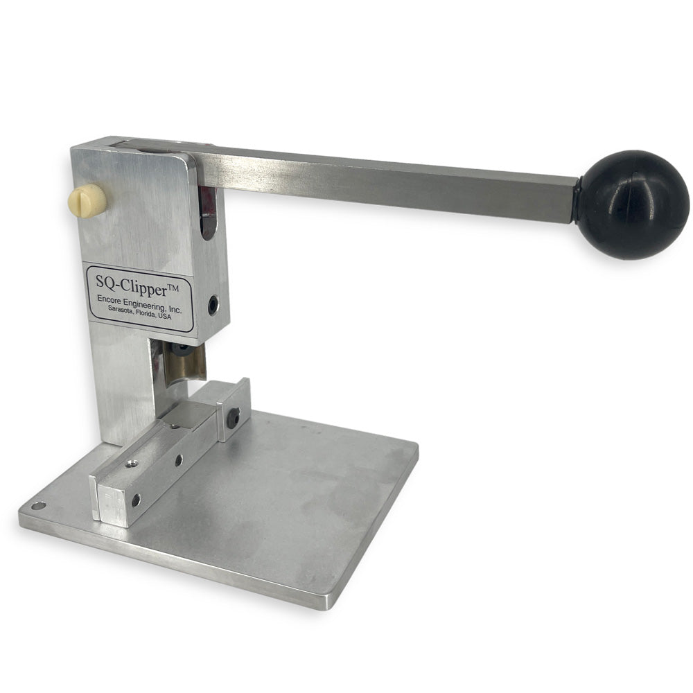 Raclette coupe-angle (arrondit les coins des raclettes)