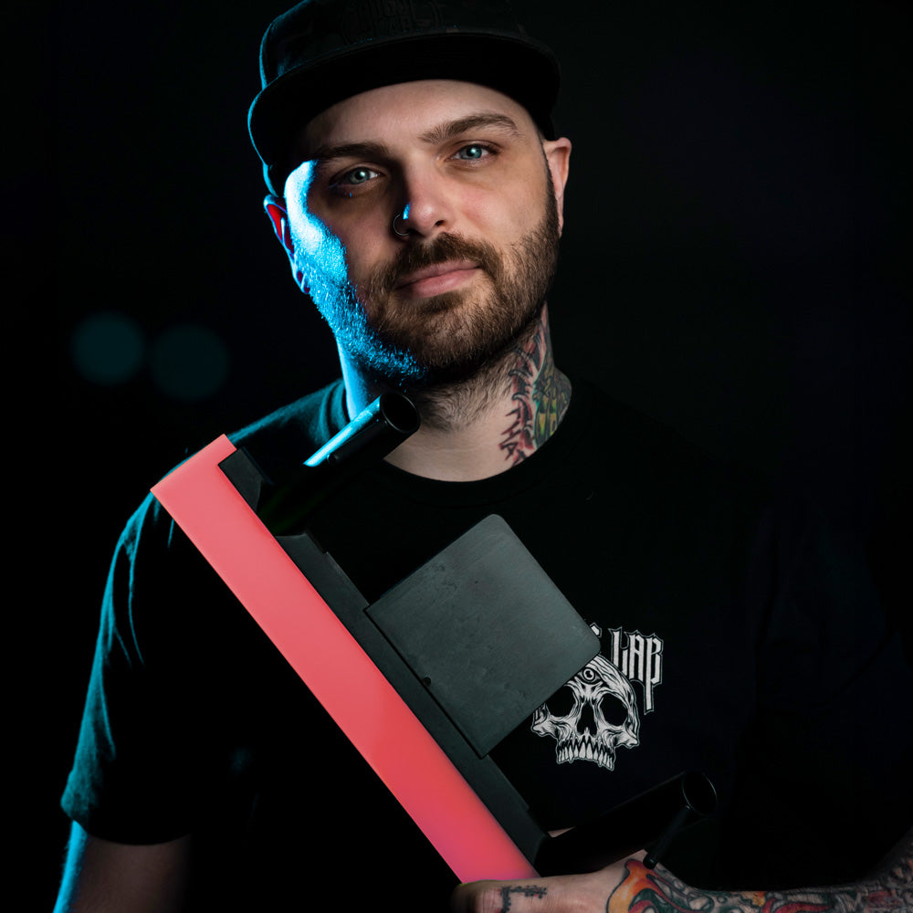 La raclette EZGrip - Édition spéciale RB Digital X Lee Stuart